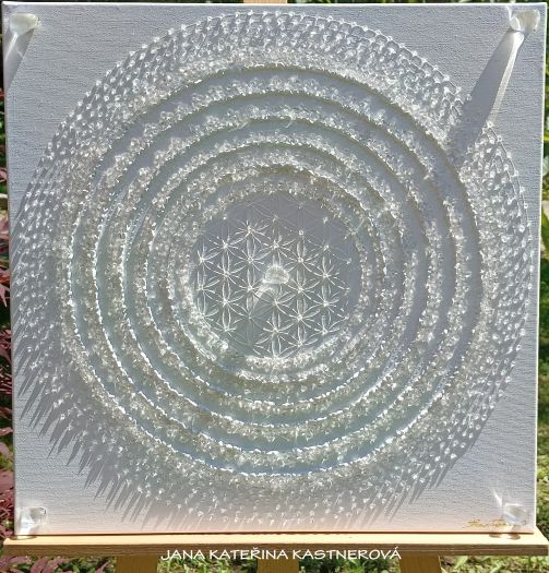 ... MOTIV MANDALA - BÍLÁ - KVĚT ŽIVOTA ... - original, plátno 50x50cm, akryl s diamantovými křišťály
