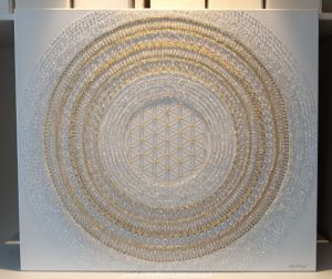 ... ZLATÁ MANDALA V BÍLÉ (peřině) ... - original, plátno 80x70cm, akryl s diamantovými křišťály