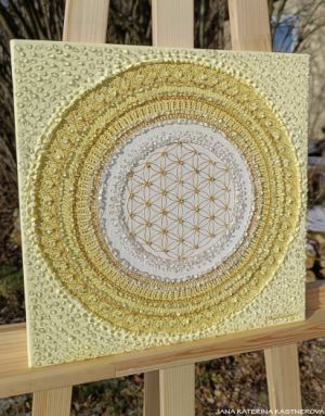 ... SLUNEČNÍ MANDALA - MALIČKÁ II. ... - original, plátno 30x30cm, akryl s diamantovými křišťály