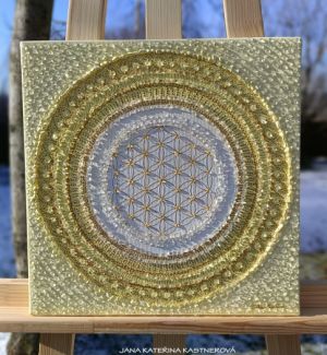 ... SLUNEČNÍ MANDALA - MALIČKÁ II. ... - original, plátno 30x30cm, akryl s diamantovými křišťály